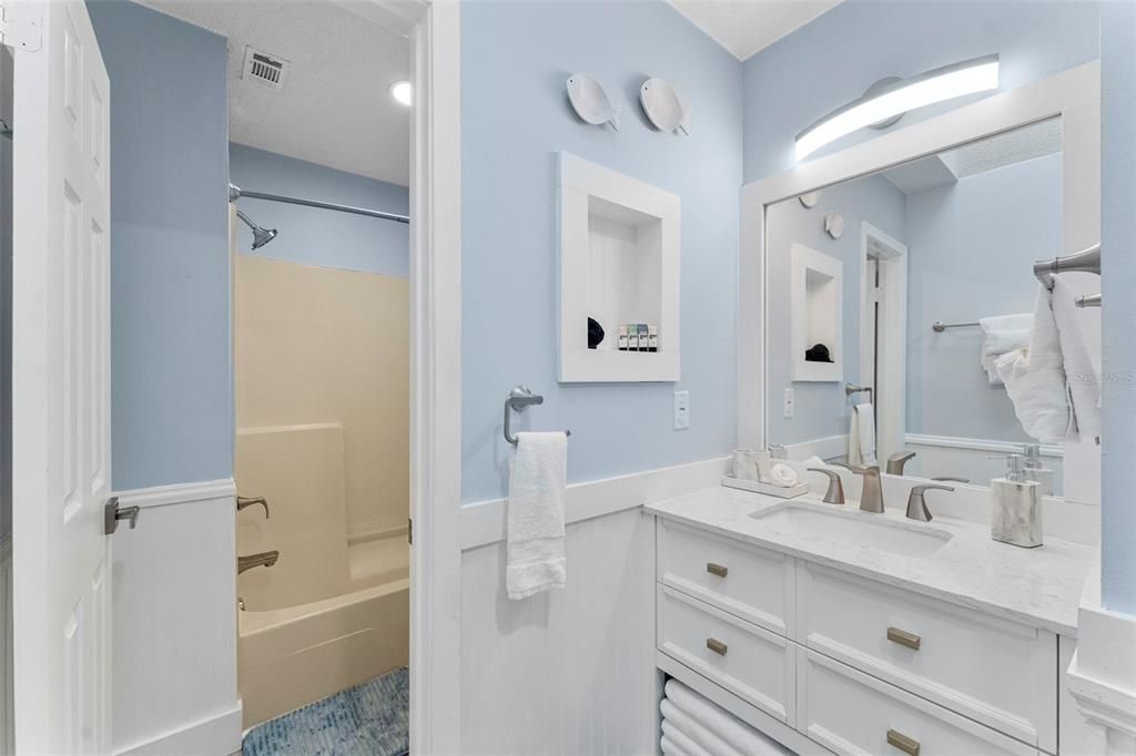 Master en suite bath