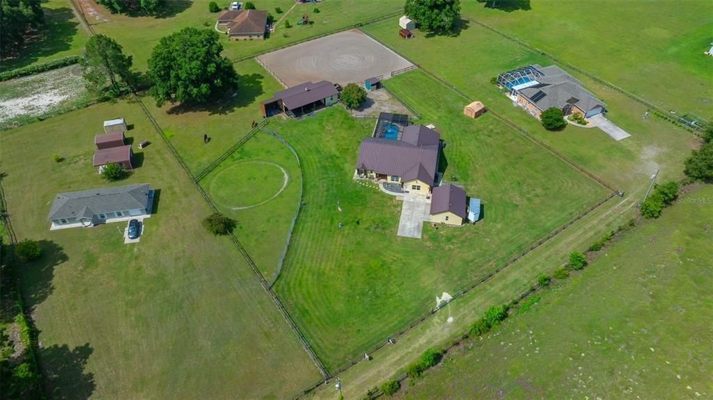 For Sale: $670,900 (4 beds, 2 baths, 2635 Square Feet)