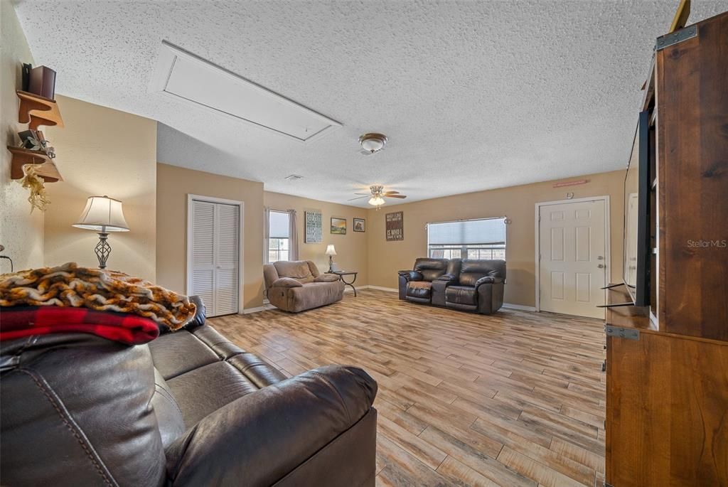 For Sale: $670,900 (4 beds, 2 baths, 2635 Square Feet)