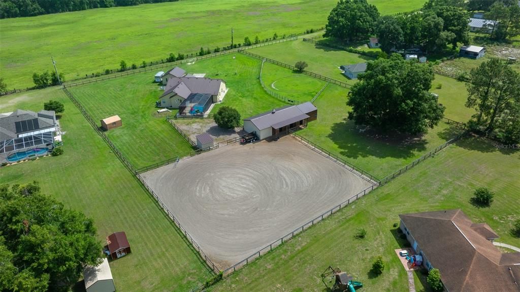 For Sale: $670,900 (4 beds, 2 baths, 2635 Square Feet)