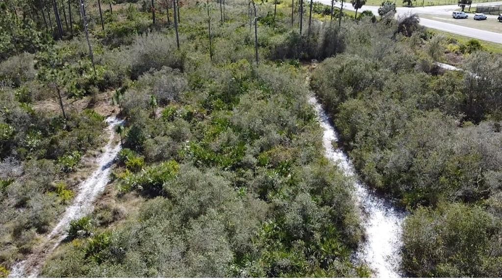 На продажу: $240,000 (9.99 acres)