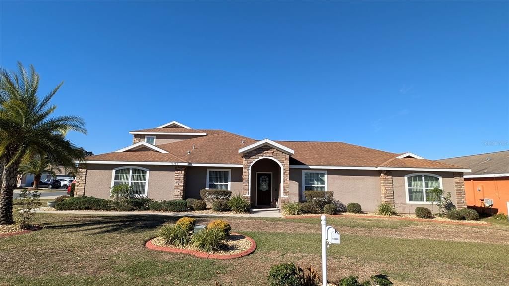 Recently Sold: $460,000 (6 beds, 4 baths, 3300 Square Feet)