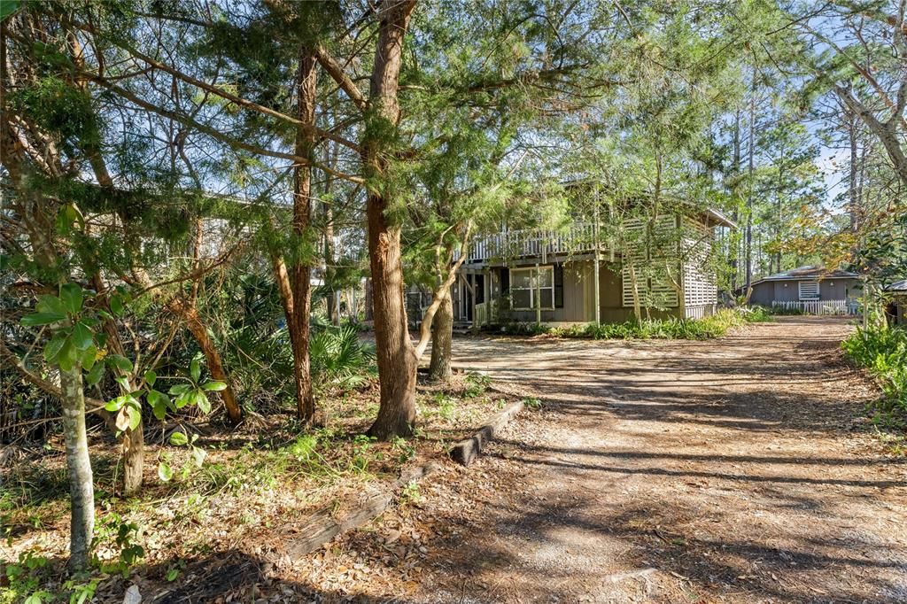 Vendido Recientemente: $460,000 (4 camas, 3 baños, 3452 Pies cuadrados)