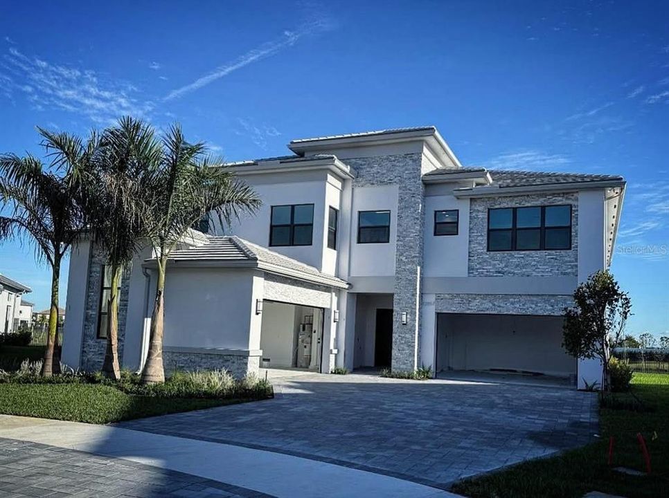 Recently Sold: $1,942,256 (5 beds, 5 baths, 5260 Square Feet)