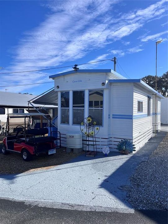 For Sale: $60,000 (1 beds, 1 baths, 366 Square Feet)