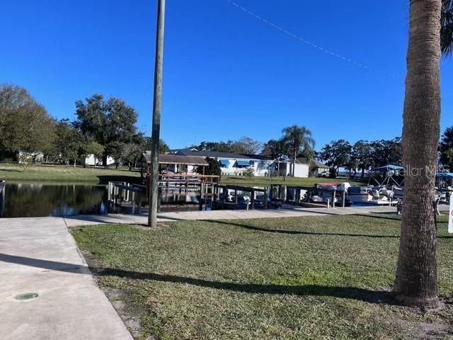 For Sale: $60,000 (1 beds, 1 baths, 366 Square Feet)