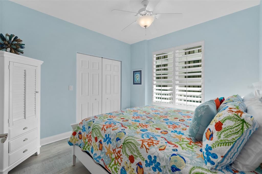 Active With Contract: $599,900 (3 beds, 2 baths, 1808 Square Feet)