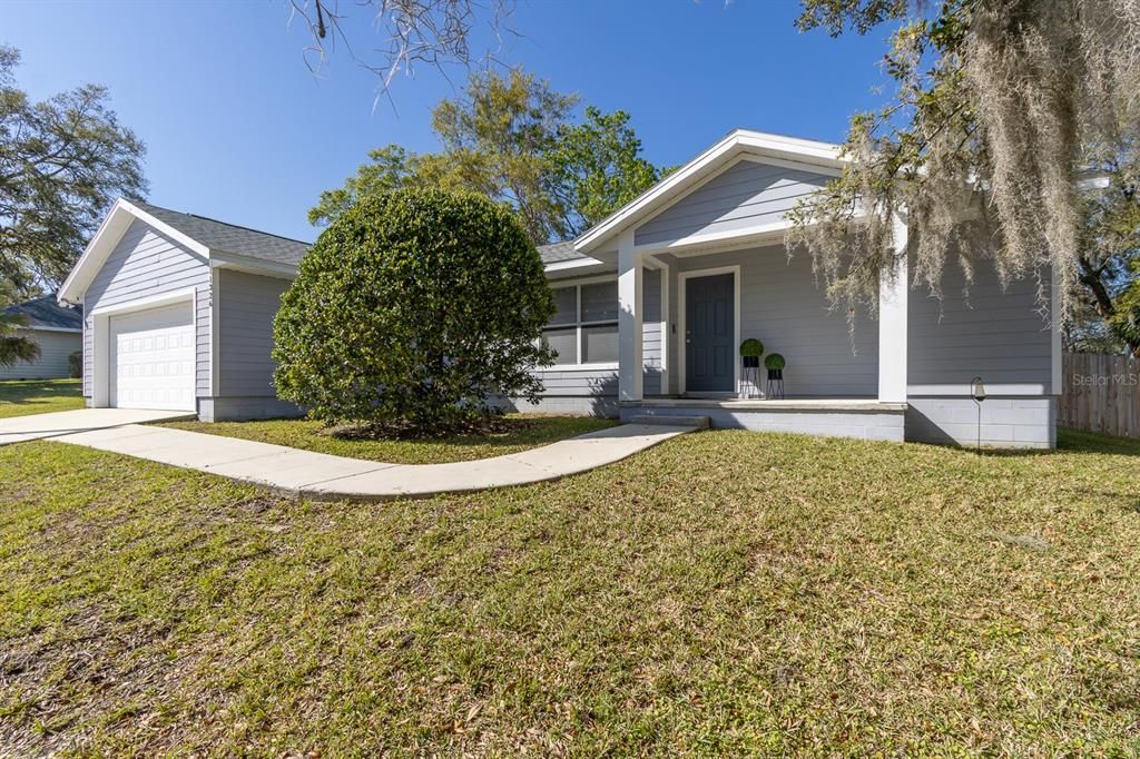 Vendido Recientemente: $315,000 (3 camas, 2 baños, 1377 Pies cuadrados)