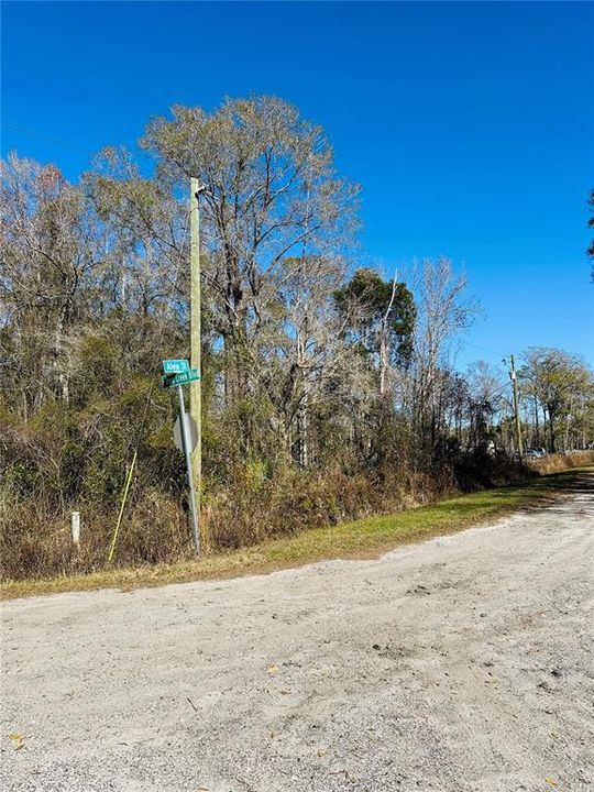 En Venta: $56,000 (0.86 acres)