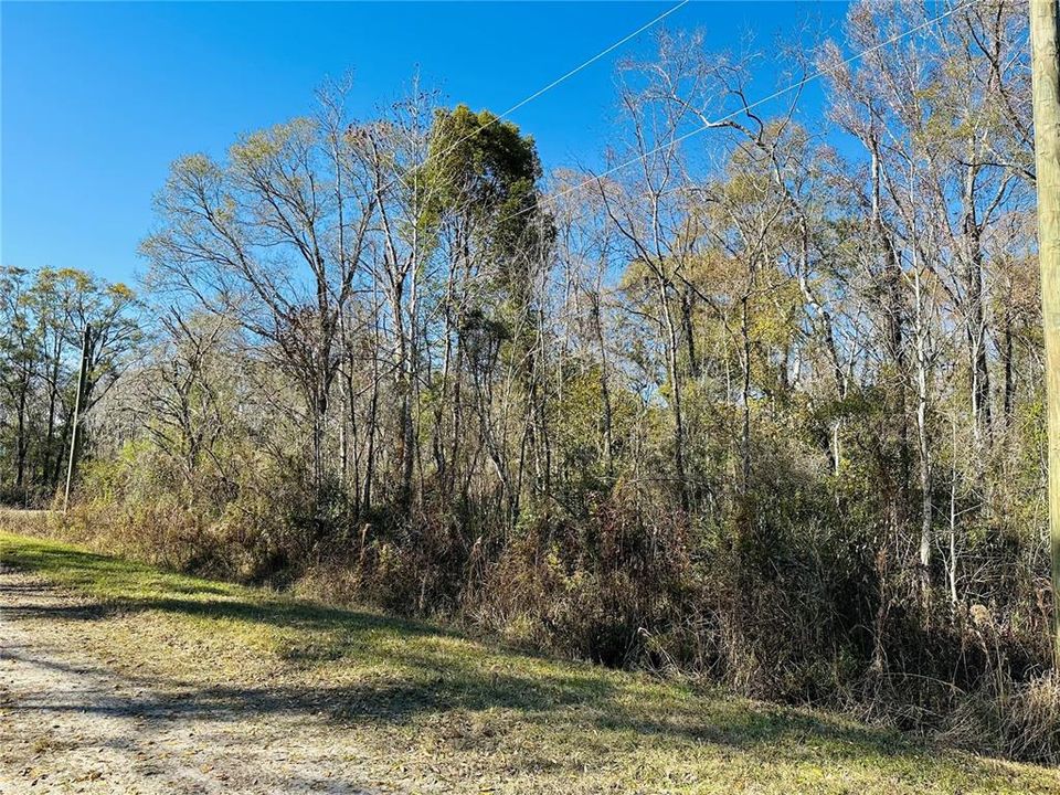 En Venta: $56,000 (0.86 acres)