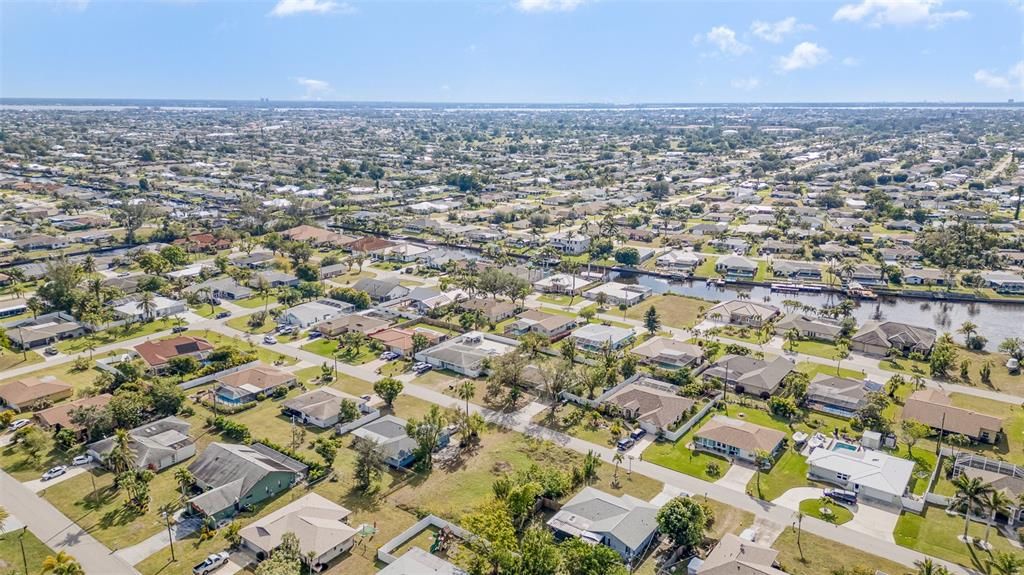 Под контрактом: $98,000 (0.24 acres)