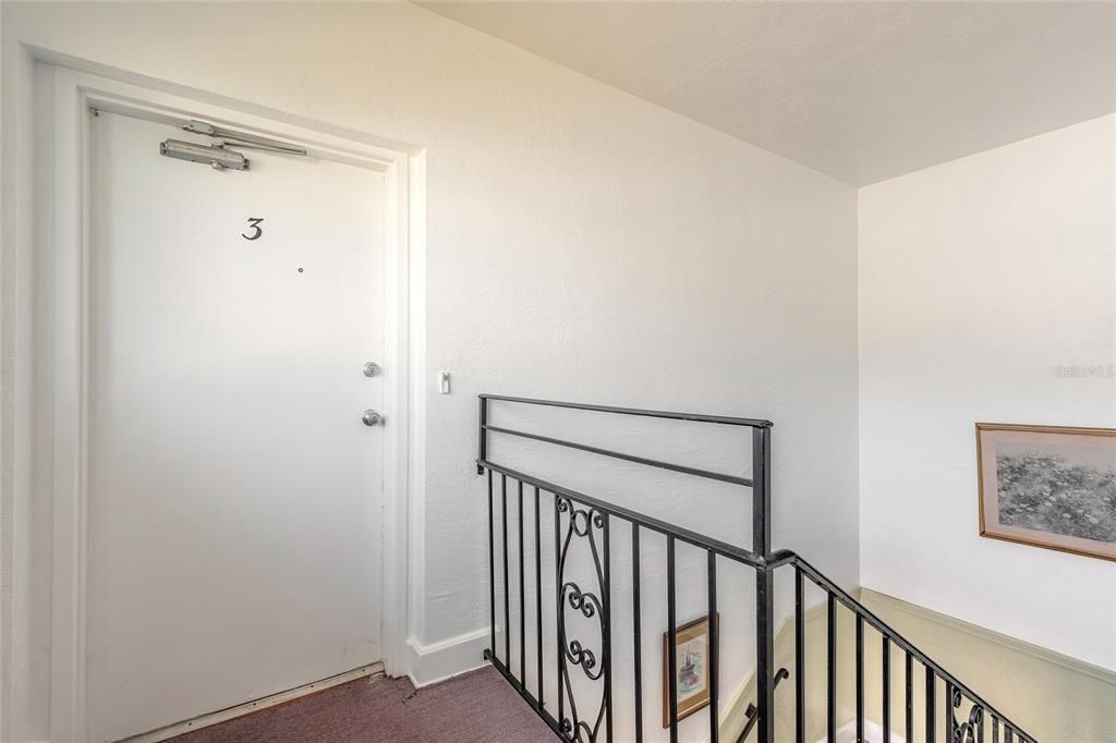 На продажу: $79,000 (2 спален, 1 ванн, 750 Квадратных фут)