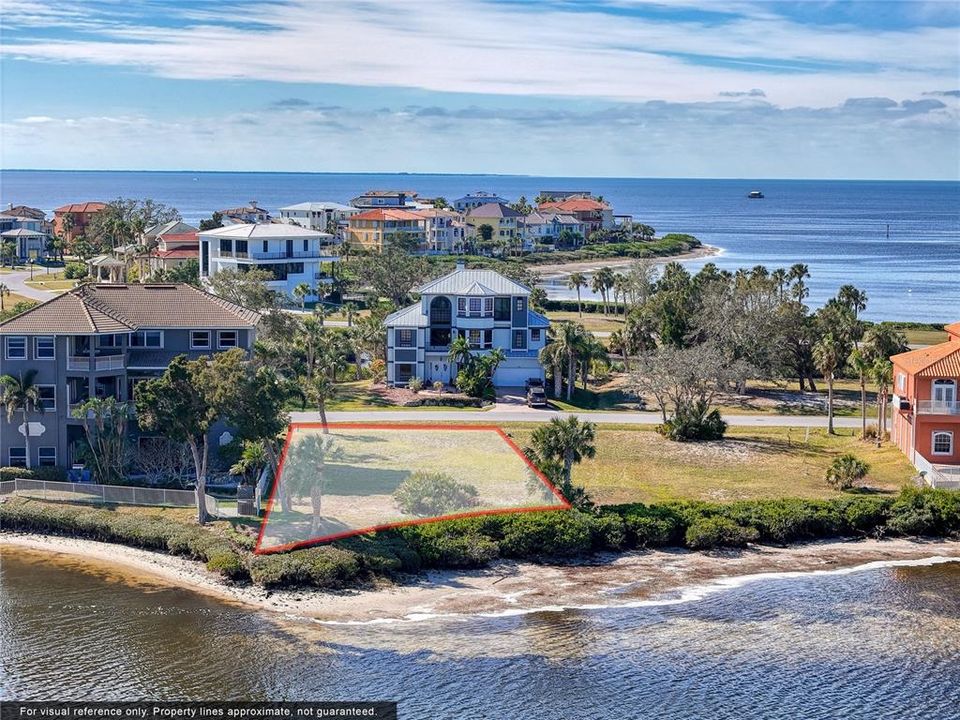 En Venta: $540,000 (0.34 acres)