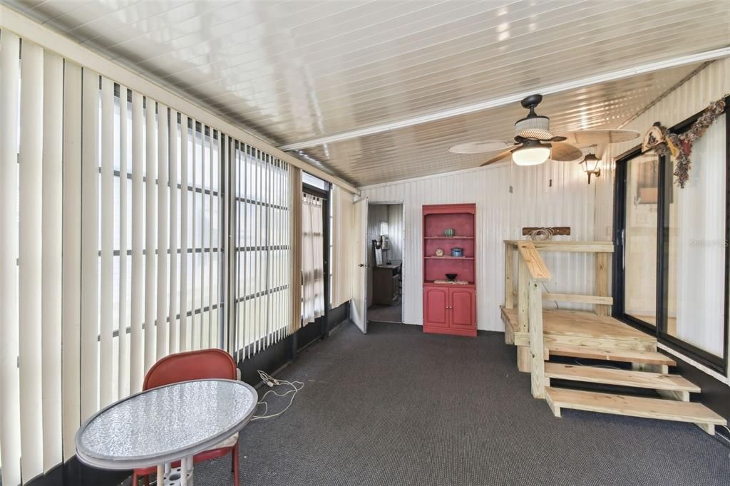 На продажу: $83,000 (2 спален, 2 ванн, 868 Квадратных фут)