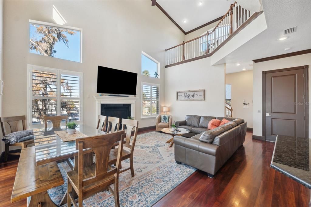 For Sale: $1,550,000 (3 beds, 2 baths, 2286 Square Feet)