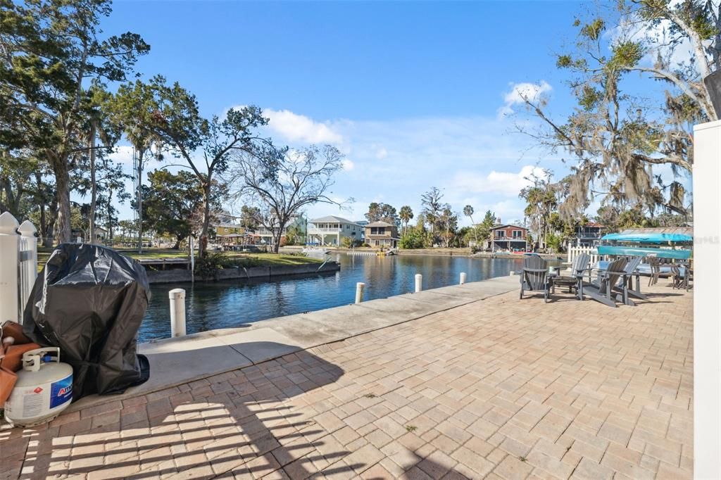 For Sale: $1,550,000 (3 beds, 2 baths, 2286 Square Feet)