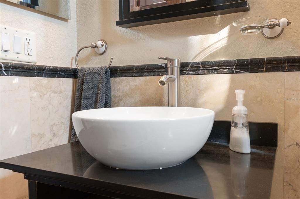 For Sale: $1,550,000 (3 beds, 2 baths, 2286 Square Feet)