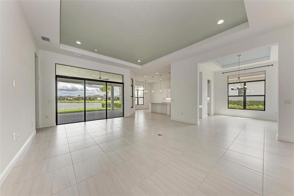 Active With Contract: $915,000 (2 beds, 2 baths, 2765 Square Feet)