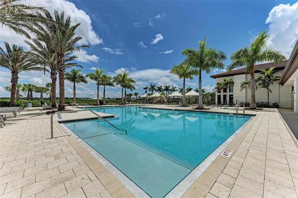 Active With Contract: $915,000 (2 beds, 2 baths, 2765 Square Feet)