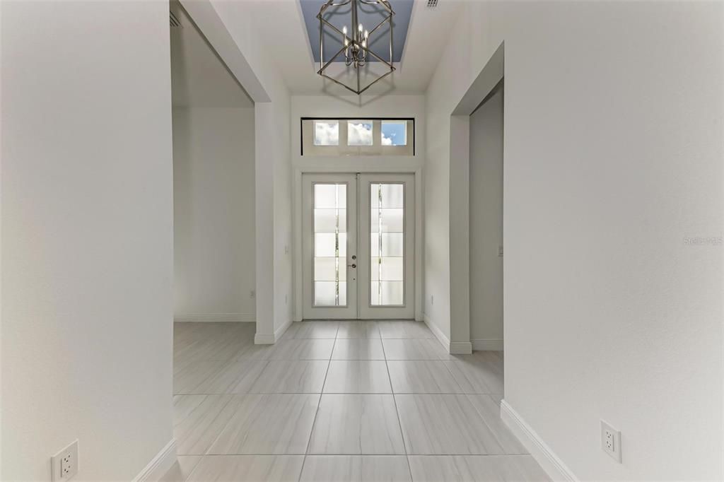 Active With Contract: $915,000 (2 beds, 2 baths, 2765 Square Feet)