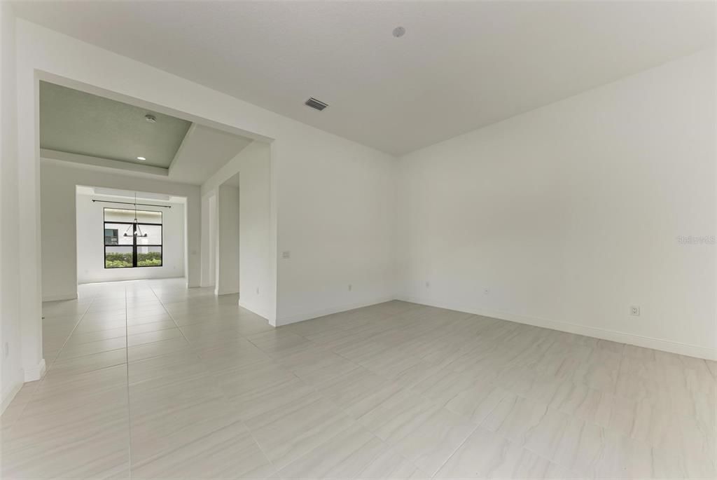 Active With Contract: $915,000 (2 beds, 2 baths, 2765 Square Feet)