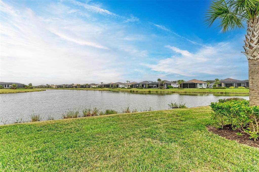 Active With Contract: $915,000 (2 beds, 2 baths, 2765 Square Feet)