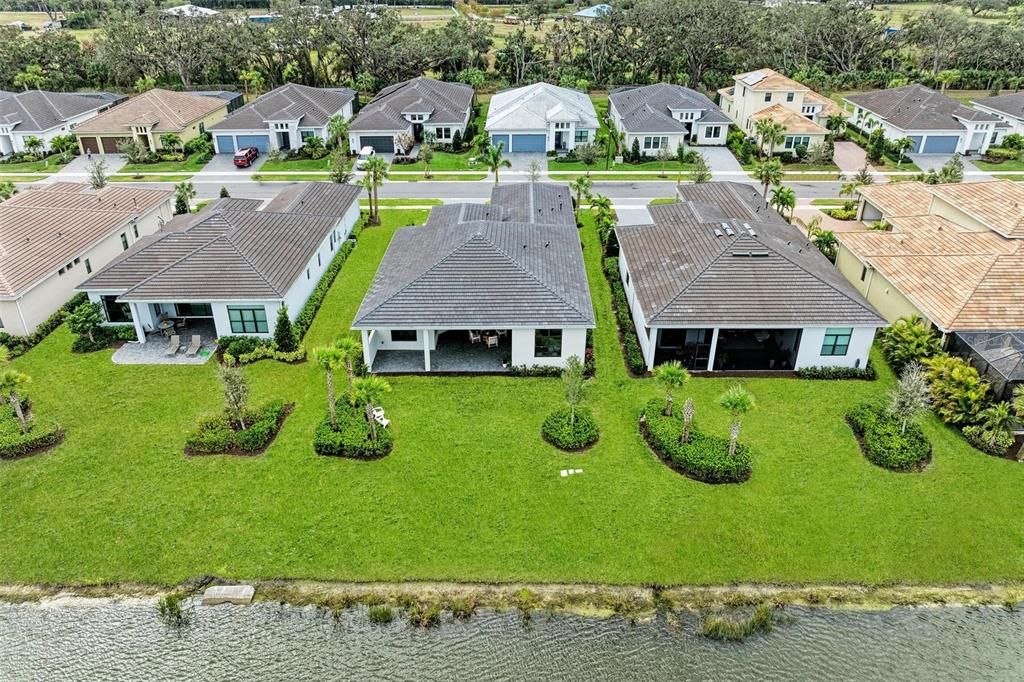 Active With Contract: $915,000 (2 beds, 2 baths, 2765 Square Feet)