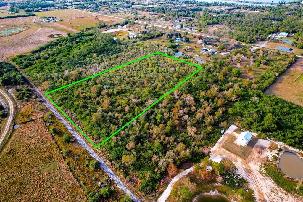 Vendido Recientemente: $349,999 (5.00 acres)