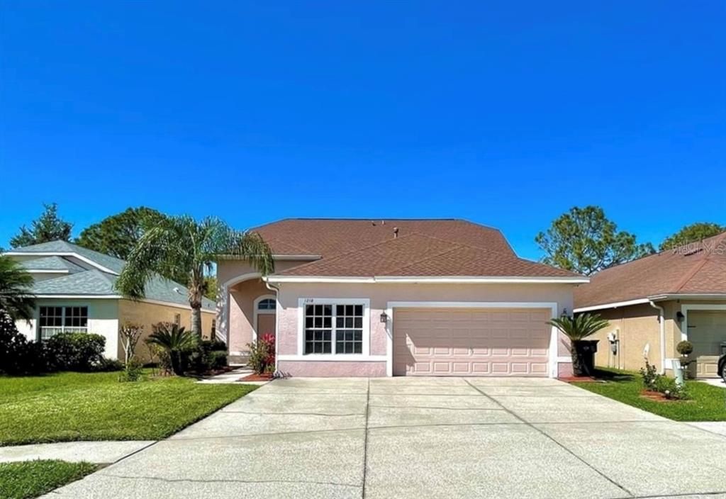 En Venta: $460,000 (4 camas, 3 baños, 2950 Pies cuadrados)