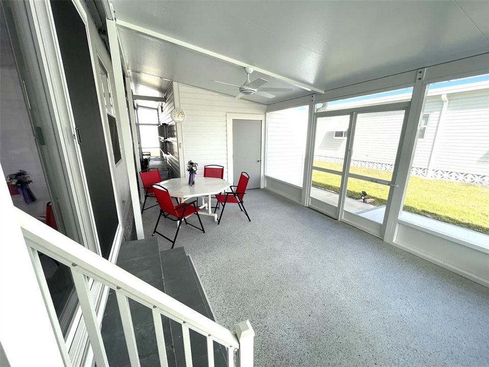 Activo con contrato: $134,900 (2 camas, 2 baños, 1056 Pies cuadrados)