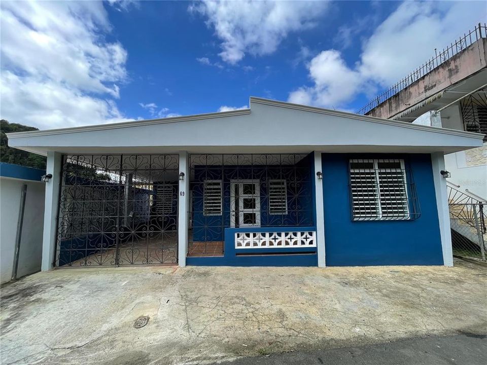 Recently Sold: $120,000 (3 beds, 1 baths, 886 Square Feet)