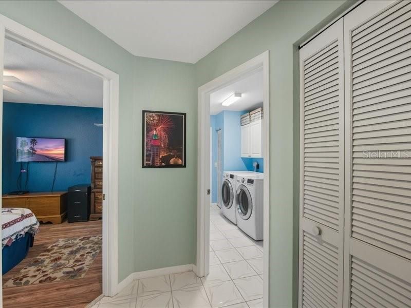 Active With Contract: $475,000 (4 beds, 2 baths, 2608 Square Feet)