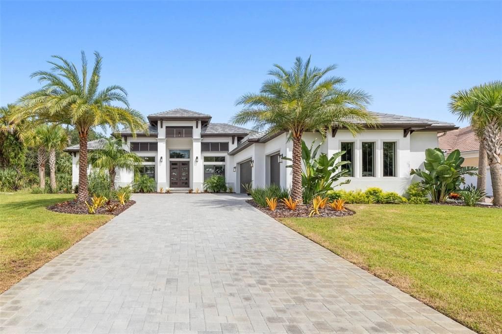 Recently Sold: $1,400,000 (4 beds, 3 baths, 2779 Square Feet)