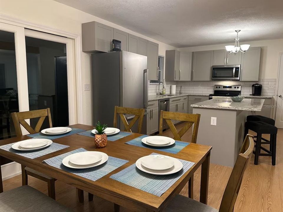 В аренду: $2,500 (3 спален, 2 ванн, 1431 Квадратных фут)