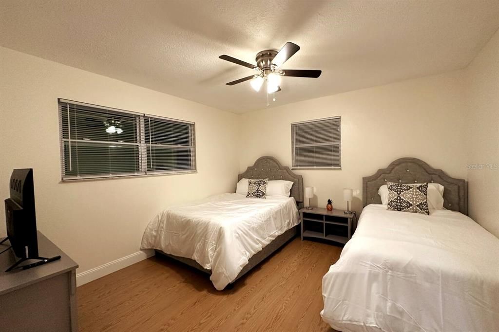 В аренду: $2,500 (3 спален, 2 ванн, 1431 Квадратных фут)