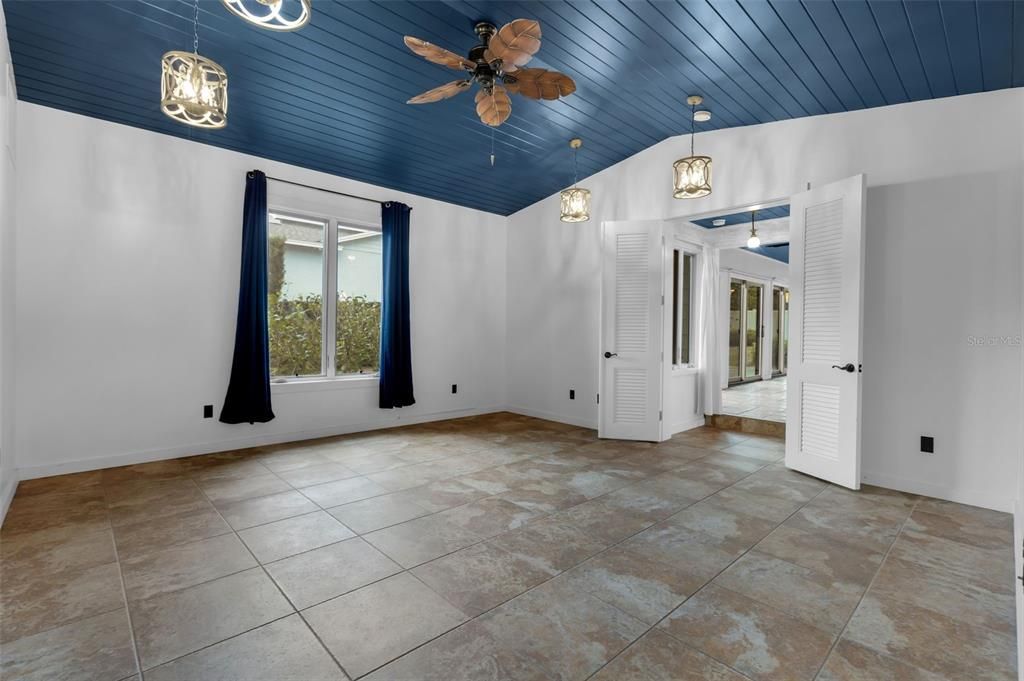 For Rent: $5,900 (4 beds, 3 baths, 3190 Square Feet)