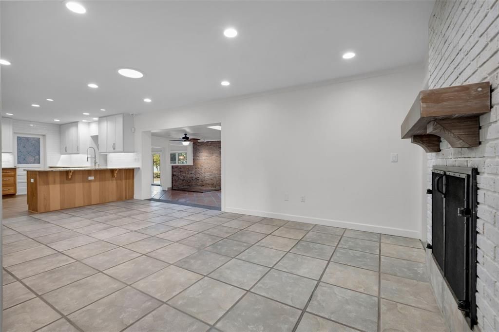 For Rent: $5,900 (4 beds, 3 baths, 3190 Square Feet)