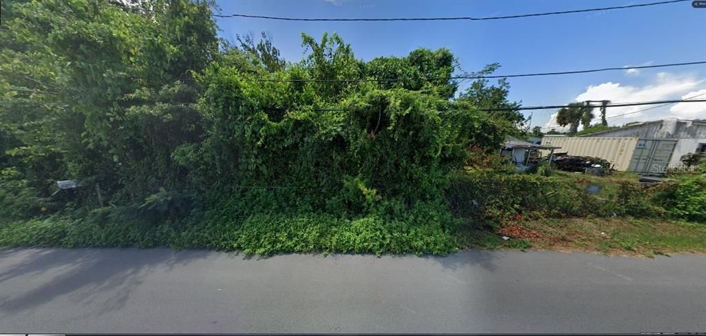 На продажу: $225,000 (0.50 acres)