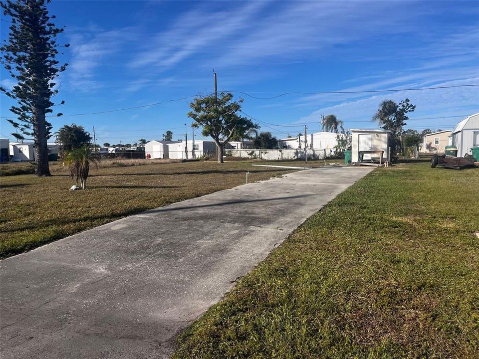 待售: $28,000 (0.18 acres)