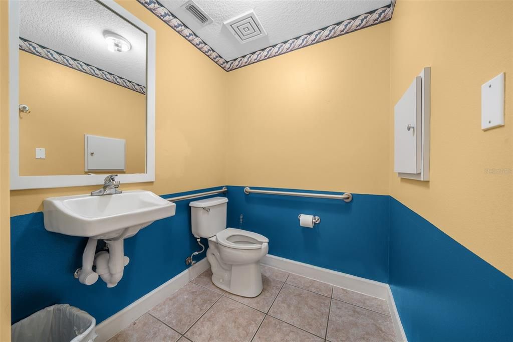 For Sale: $850,000 (0 beds, 0 baths, 4000 Square Feet)