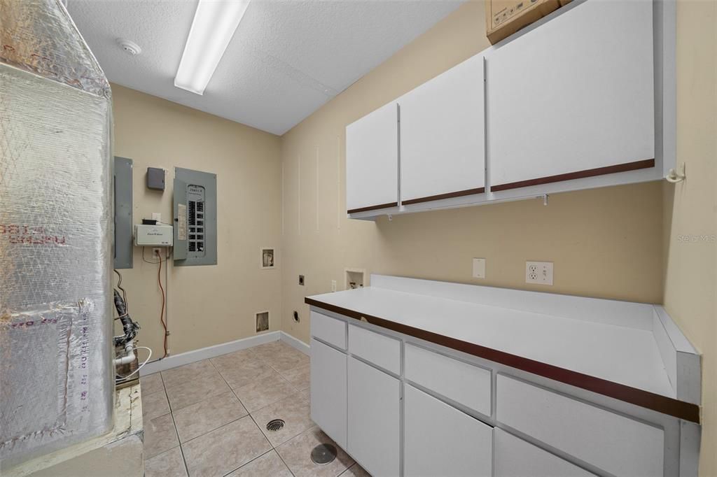 For Sale: $850,000 (0 beds, 0 baths, 4000 Square Feet)