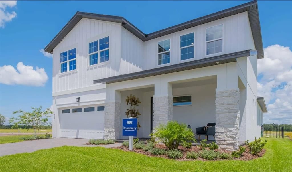 Недавно продано: $688,238 (4 спален, 3 ванн, 2882 Квадратных фут)