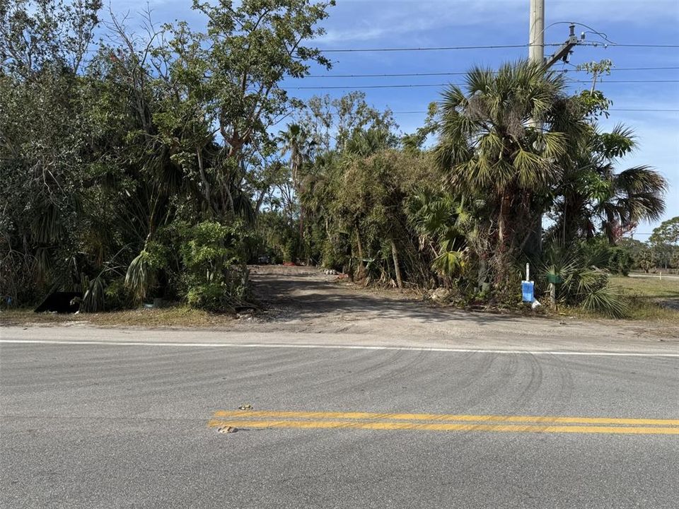 Old Venice Road Access