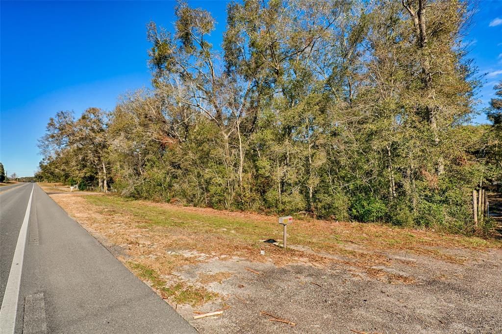 На продажу: $324,900 (3 спален, 2 ванн, 1089 Квадратных фут)