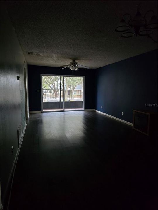 На продажу: $118,000 (2 спален, 2 ванн, 864 Квадратных фут)