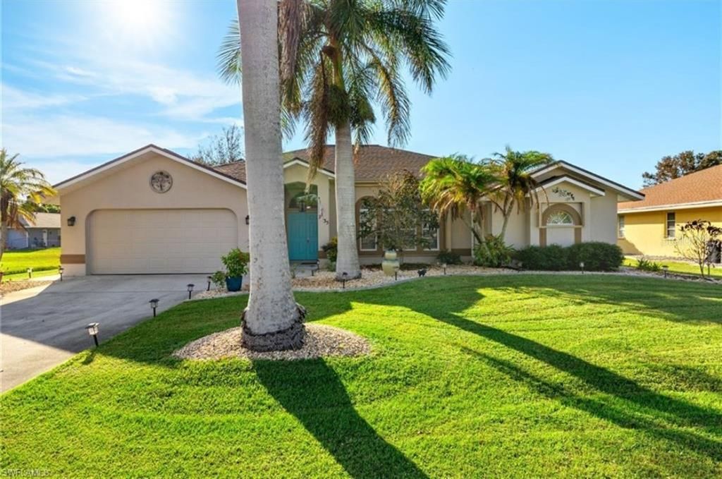 Недавно продано: $485,000 (3 спален, 2 ванн, 2450 Квадратных фут)