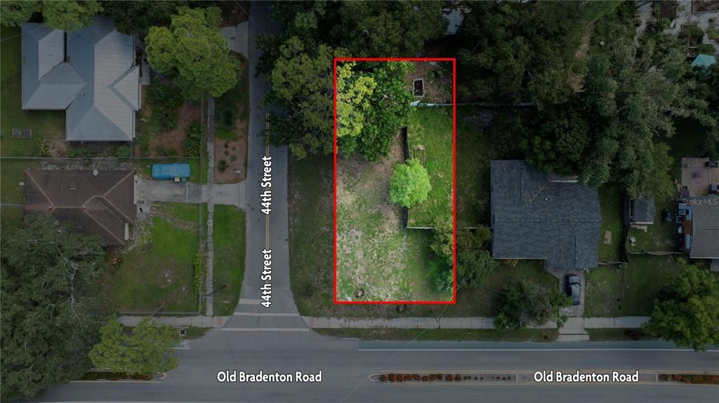 На продажу: $69,000 (0.10 acres)