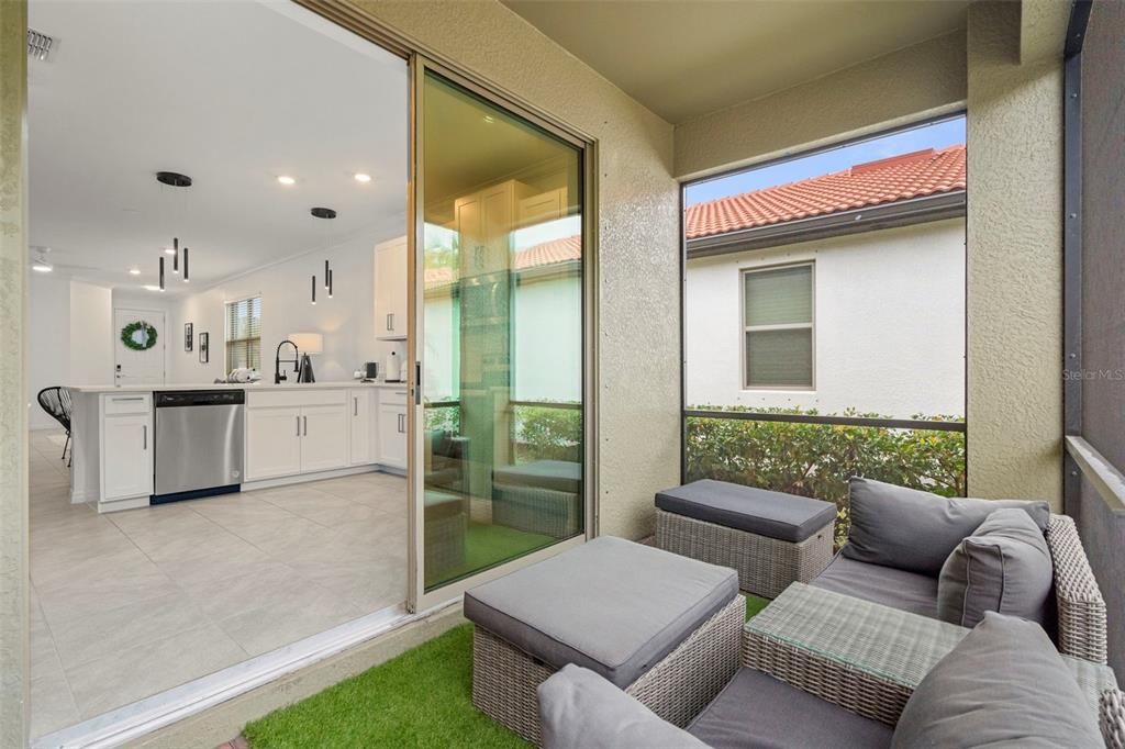 For Rent: $3,500 (3 beds, 2 baths, 1544 Square Feet)