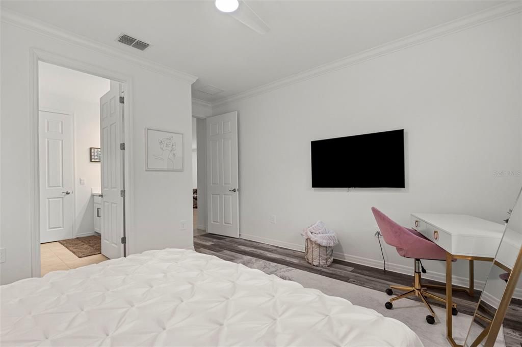 For Rent: $3,500 (3 beds, 2 baths, 1544 Square Feet)