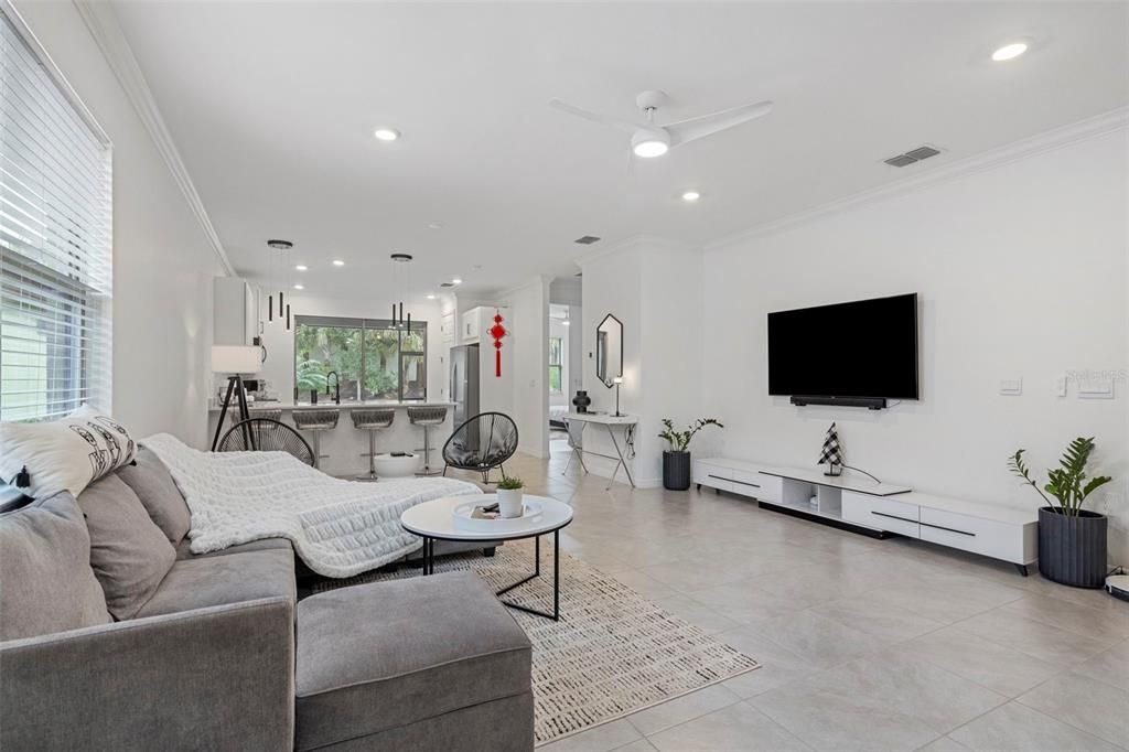 For Rent: $3,500 (3 beds, 2 baths, 1544 Square Feet)